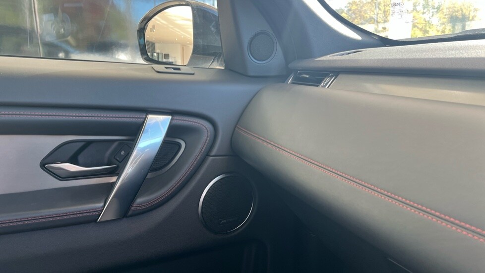 Used Land Rover Discovery Sport 2021 for sale - 76146111: Photo 23