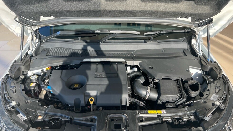 Used Land Rover Discovery Sport 2021 for sale - 76146111: Photo 30