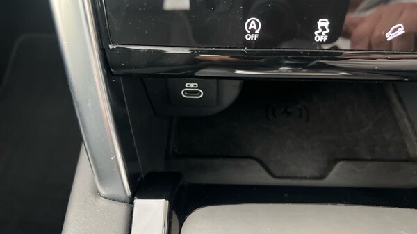 Used Land Rover Discovery Sport 2021 for sale - 76146111: Photo 56