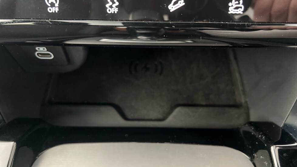 Used Land Rover Discovery Sport 2021 for sale - 76146111: Photo 57