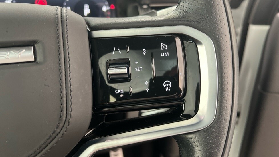 Used Land Rover Discovery Sport 2021 for sale - 76146111: Photo 64