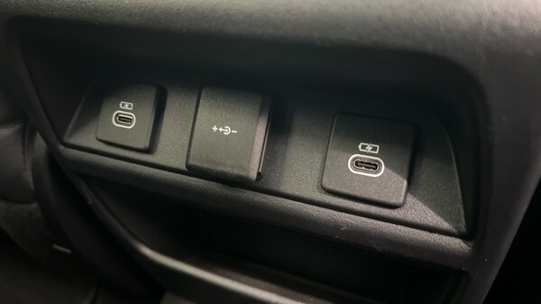 Used Land Rover Discovery Sport 2021 for sale - 76146111: Photo 78