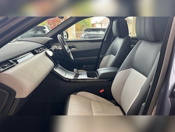 Used Land Rover Range Rover Velar 2023 for sale - 76244592: Photo 3