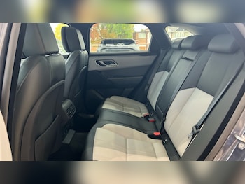 Used Land Rover Range Rover Velar 2023 for sale - 76244592: Photo 4