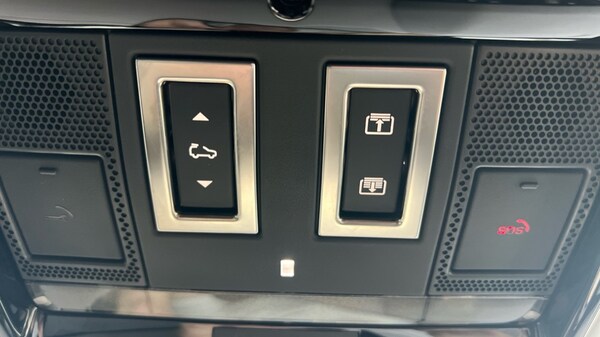 Used Land Rover Range Rover Velar 2023 for sale - 76244592: Photo 61
