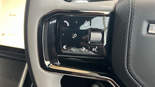 Used Land Rover Range Rover Velar 2023 for sale - 76244592: Photo 65