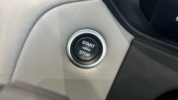 Used Land Rover Range Rover Velar 2023 for sale - 76244592: Photo 67
