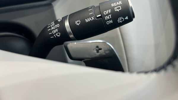 Used Land Rover Range Rover Velar 2023 for sale - 76244592: Photo 71