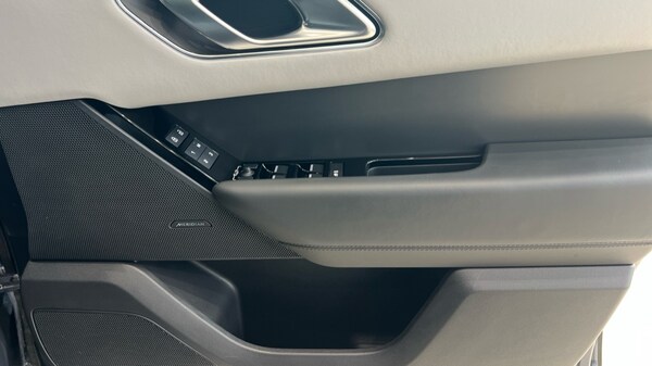 Used Land Rover Range Rover Velar 2023 for sale - 76244592: Photo 79