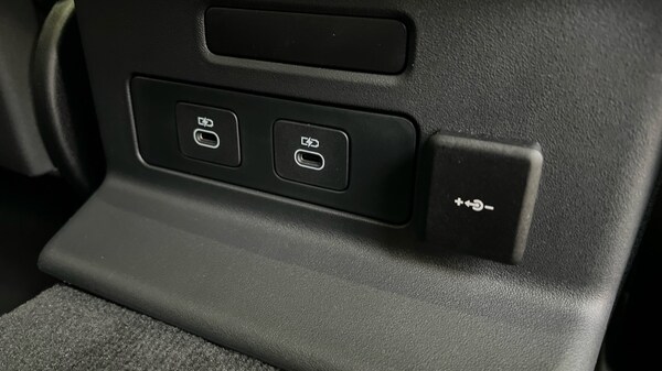 Used Land Rover Range Rover Velar 2023 for sale - 76244592: Photo 81