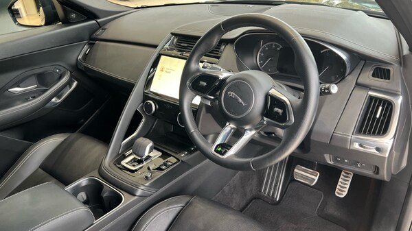 Used Jaguar E-Pace 2023 for sale - 76168659: Photo 32
