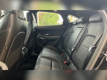 Used Jaguar E-Pace 2023 for sale - 76168659: Photo 4