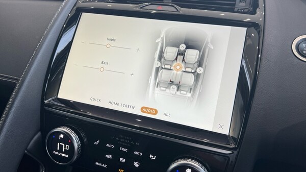 Used Jaguar E-Pace 2023 for sale - 76168659: Photo 59
