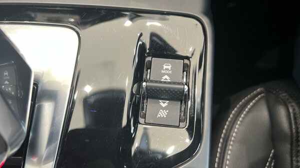 Used Jaguar E-Pace 2023 for sale - 76168659: Photo 64