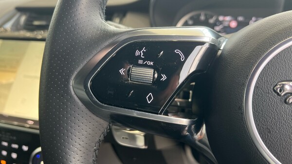 Used Jaguar E-Pace 2023 for sale - 76168659: Photo 67