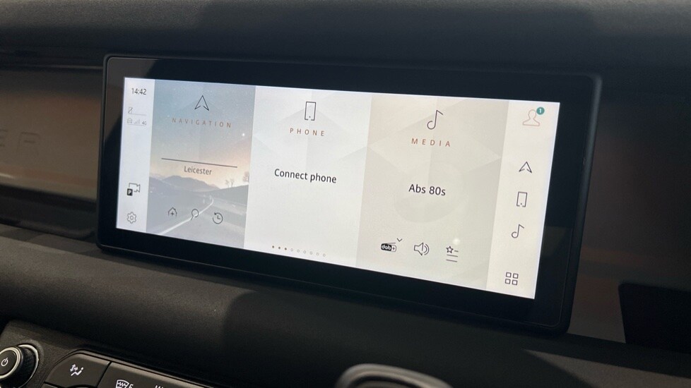 Used Land Rover Defender 2022 for sale - 76788325: Photo 55