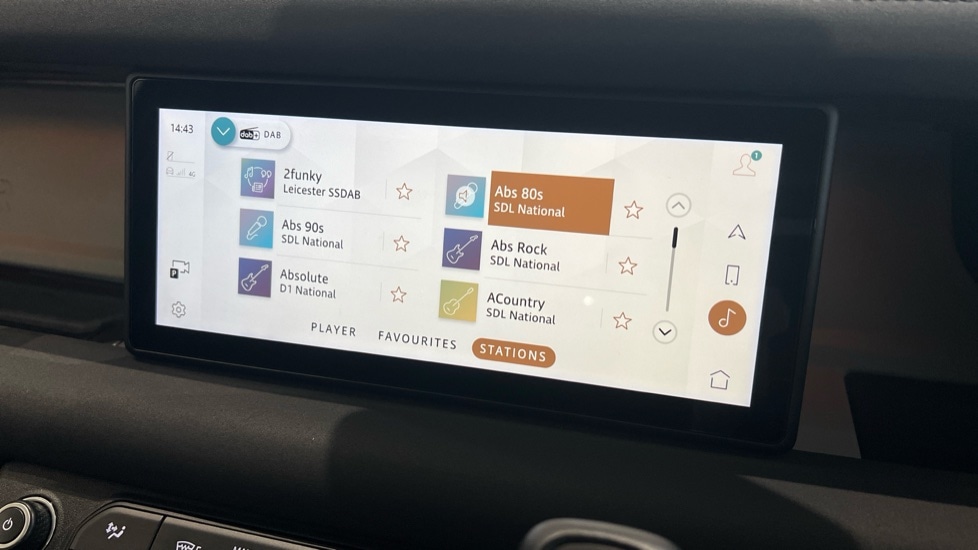 Used Land Rover Defender 2022 for sale - 76788325: Photo 59