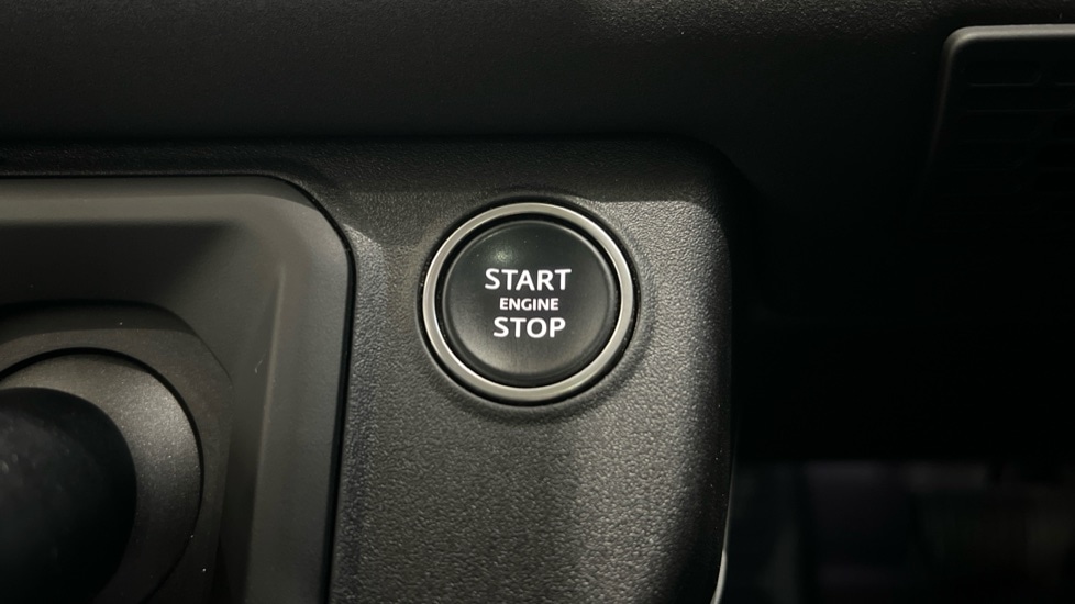 Used Land Rover Defender 2022 for sale - 76788325: Photo 65