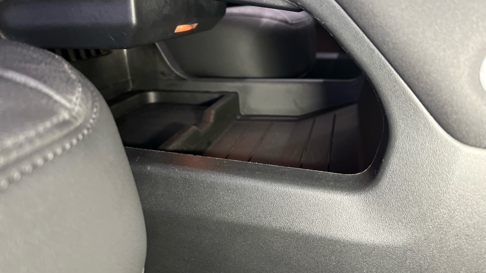 Used Land Rover Defender 2022 for sale - 76788325: Photo 70