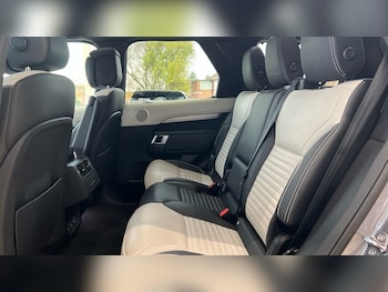 Used Land Rover Discovery 2024 for sale - 76302366: Photo