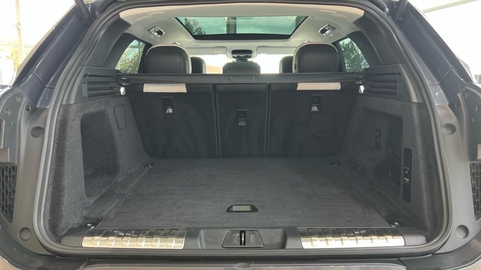 Used Land Rover Range Rover Sport 2024 for sale - 76321827: Photo 10