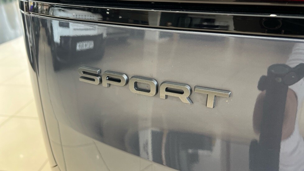 Used Land Rover Range Rover Sport 2024 for sale - 76321827: Photo 48