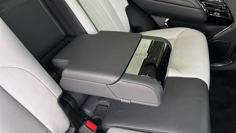 Used Land Rover Range Rover Sport 2024 for sale - 76321827: Photo 90