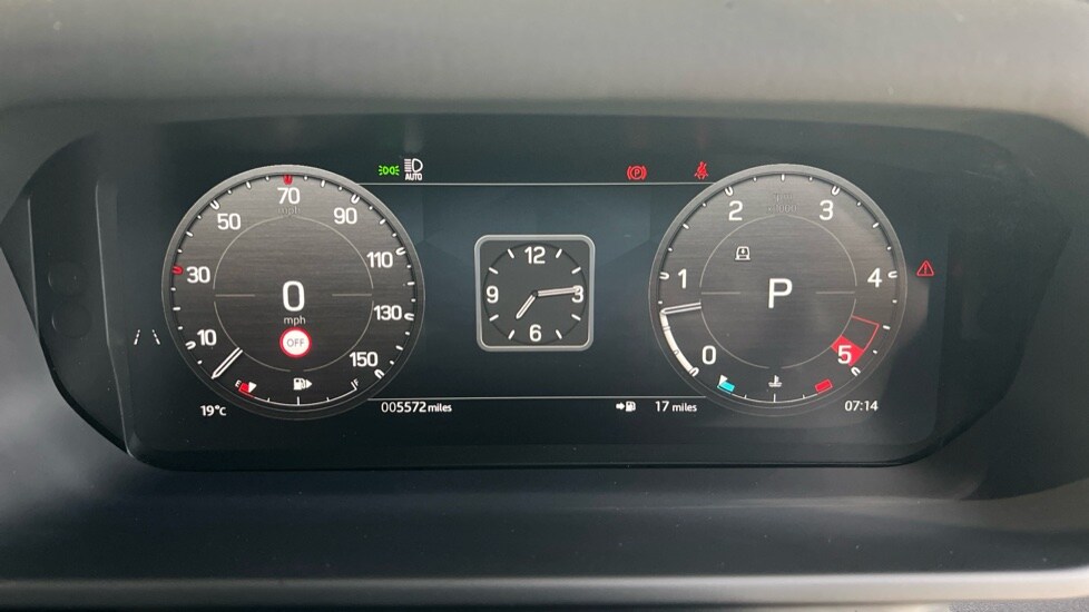 Used Land Rover Defender 2024 for sale - 76007902: Photo 16
