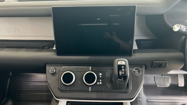 Used Land Rover Defender 2024 for sale - 76007902: Photo 29
