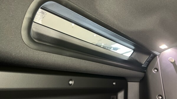 Used Land Rover Defender 2024 for sale - 76007902: Photo 75