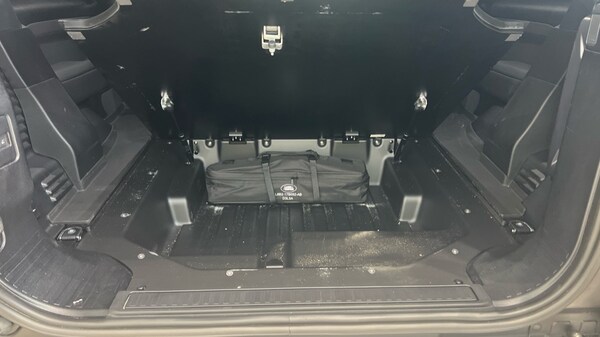Used Land Rover Defender 2024 for sale - 76007902: Photo 76