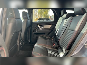 Used Land Rover Discovery Sport 2022 for sale - 76338838: Photo