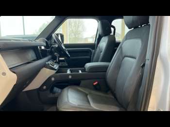 Used Land Rover Defender 2023 for sale - 75077386: Photo