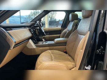 Used Land Rover Range Rover 2023 for sale - 76704295: Photo