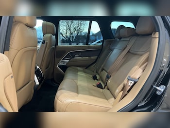 Used Land Rover Range Rover 2023 for sale - 76704295: Photo