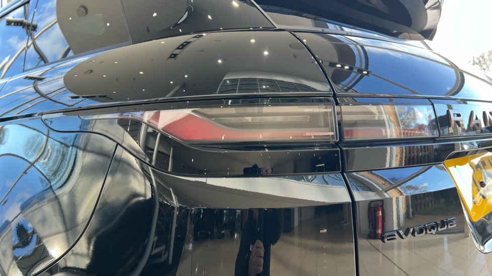 Used Land Rover Range Rover Evoque 2025 for sale - 76826823: Photo 19