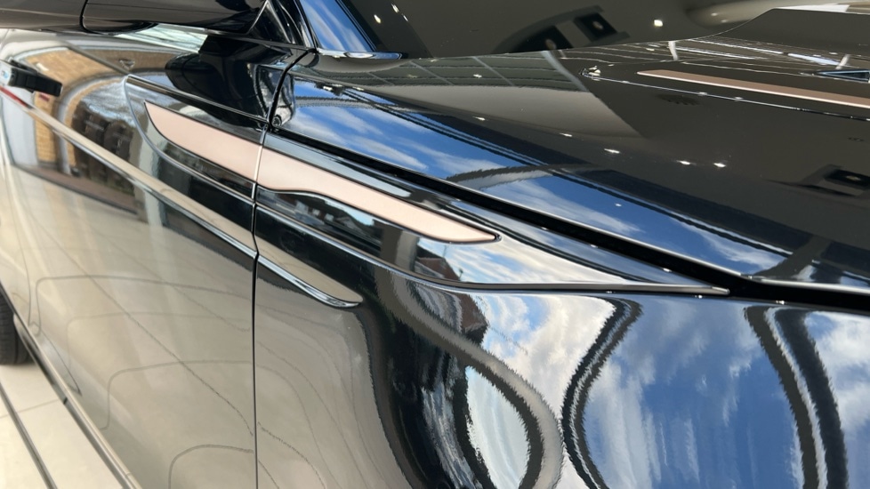 Used Land Rover Range Rover Evoque 2025 for sale - 76826823: Photo 22