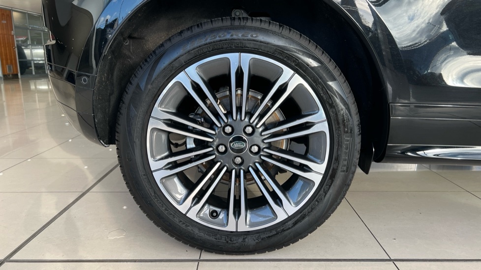 Used Land Rover Range Rover Evoque 2025 for sale - 76826823: Photo 32