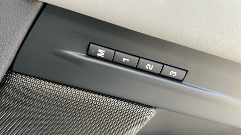 Used Land Rover Range Rover Evoque 2025 for sale - 76826823: Photo 82