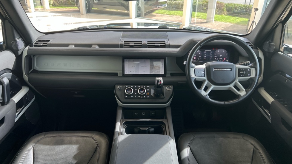 Used Land Rover Defender 2022 for sale - 76146085: Photo 9
