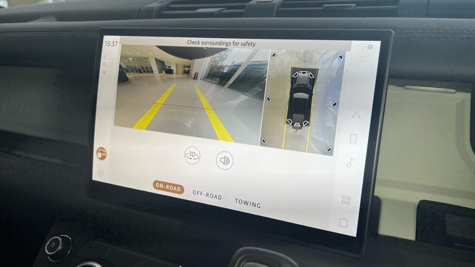 Used Land Rover Defender 2025 for sale - 76384340: Photo 12