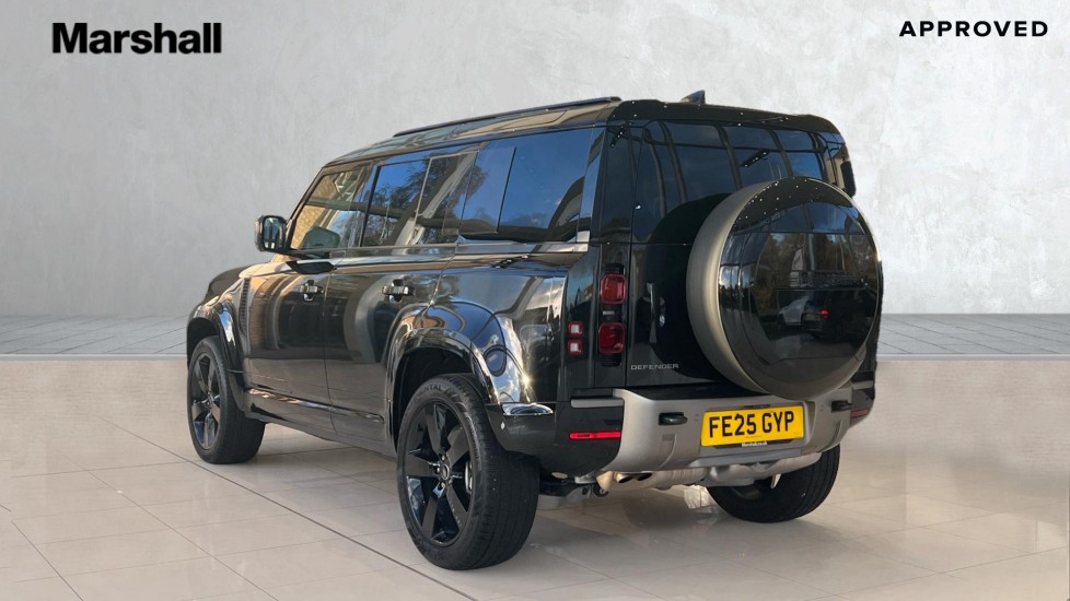 Used Land Rover Defender 2025 for sale - 76384340: Photo 2