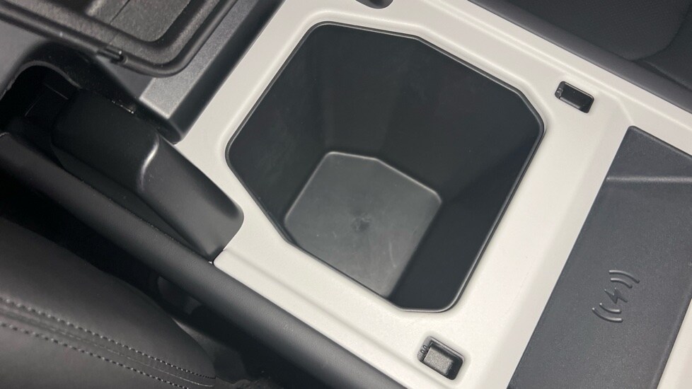 Used Land Rover Defender 2025 for sale - 76384340: Photo 64