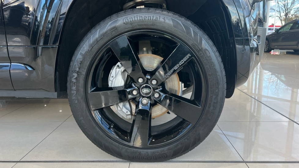 Used Land Rover Defender 2025 for sale - 76384340: Photo 8