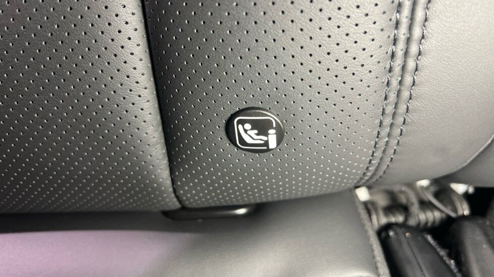 Used Land Rover Defender 2025 for sale - 76384340: Photo 80