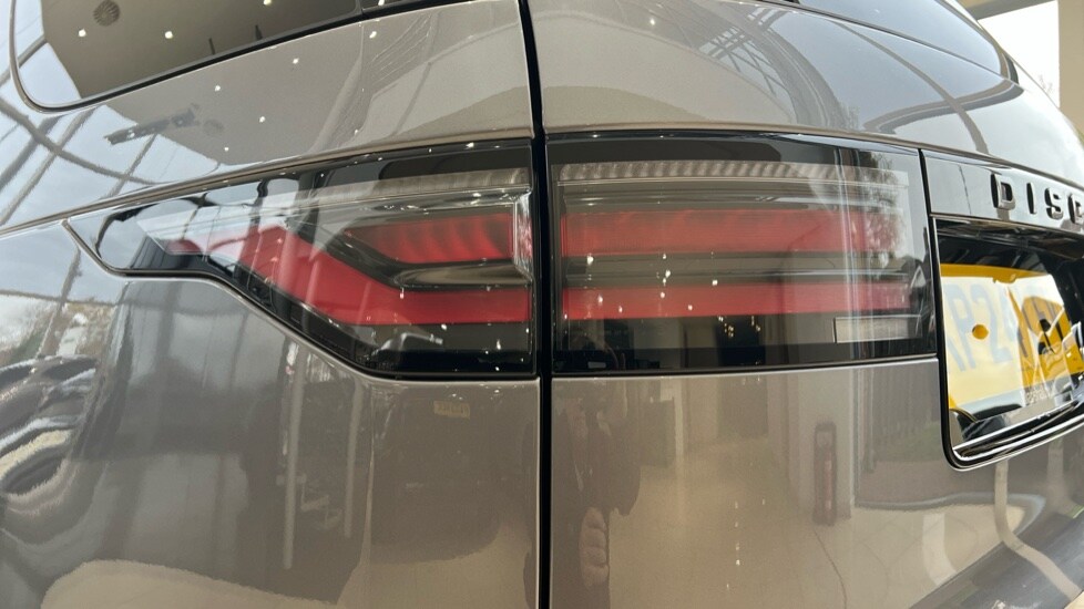 Used Land Rover Discovery 2024 for sale - 76575187: Photo 19