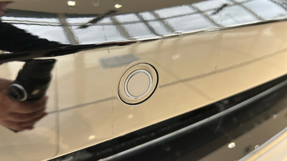 Used Land Rover Discovery 2024 for sale - 76575187: Photo 35