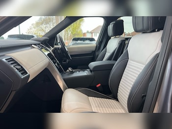 Used Land Rover Discovery 2024 for sale - 76575187: Photo