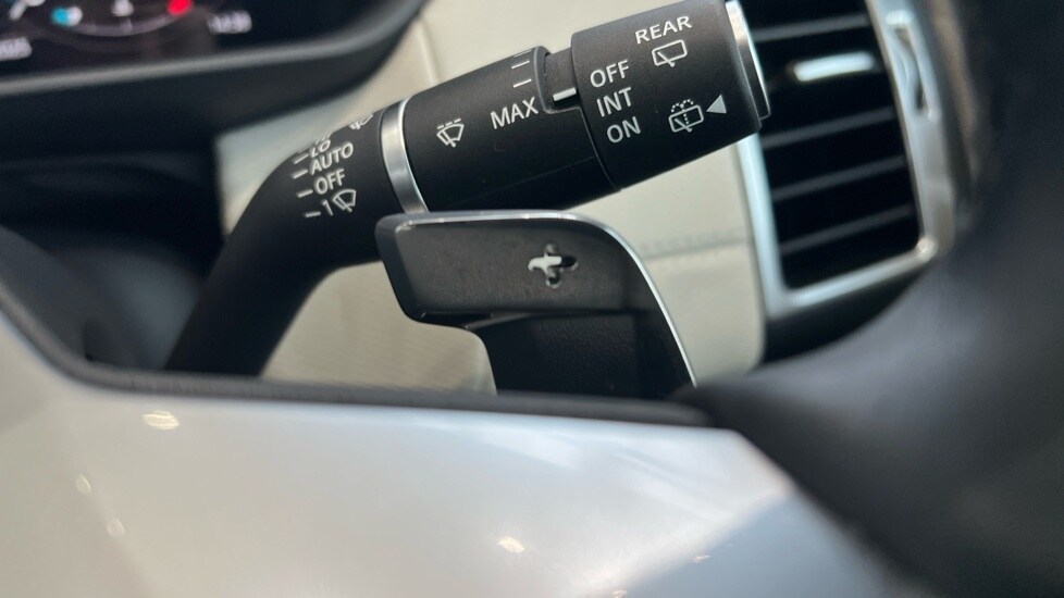 Used Land Rover Discovery 2024 for sale - 76575187: Photo 72