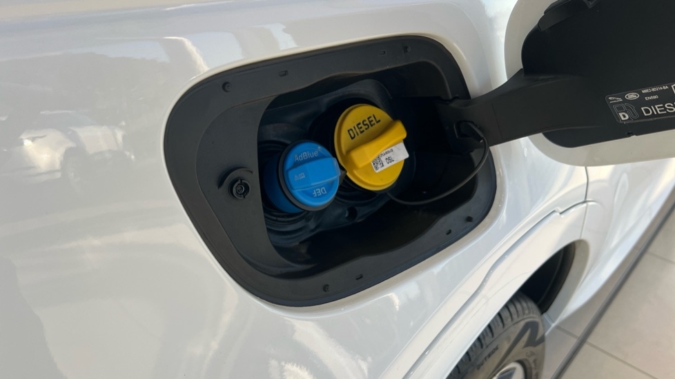 Used Land Rover Discovery Sport 2021 for sale - 77042728: Photo 42